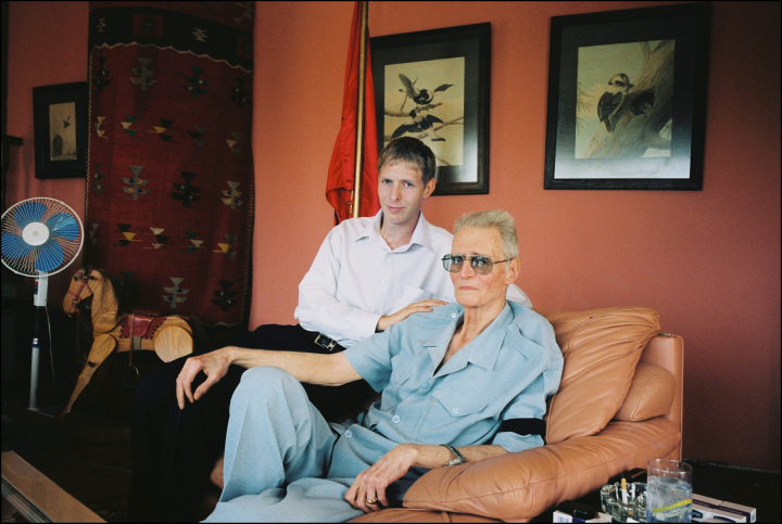 Leka I de Albania y su hijo Leka II de Albania tras el final de su exilio y su establecimiento en Albania