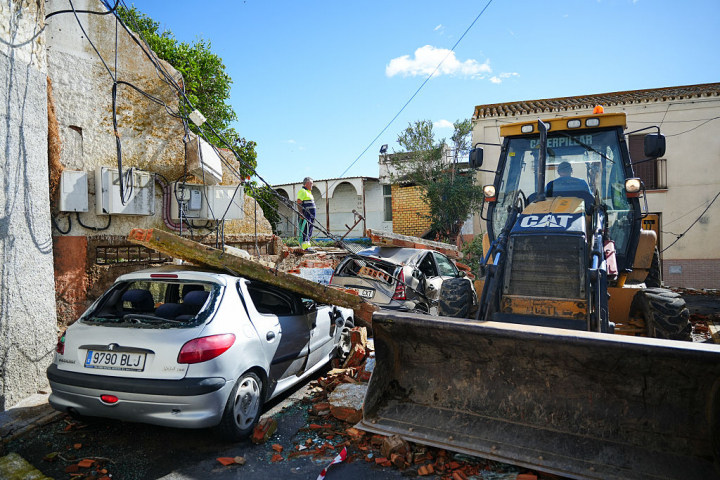 Incidentes causados por el tornado en Gibraleón.