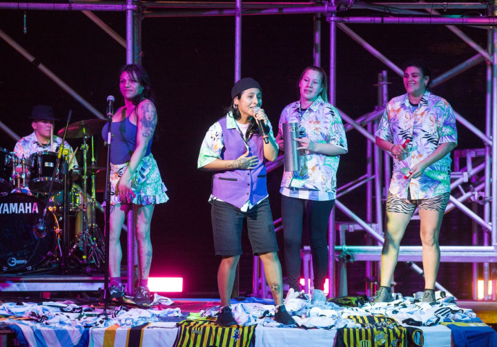 Las actrices cantando cumbia en 'Los Dias Afuera'