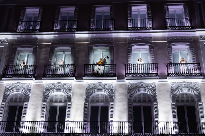 Yerai Cortés en el edificio de Apple de la Puerta del Sol.