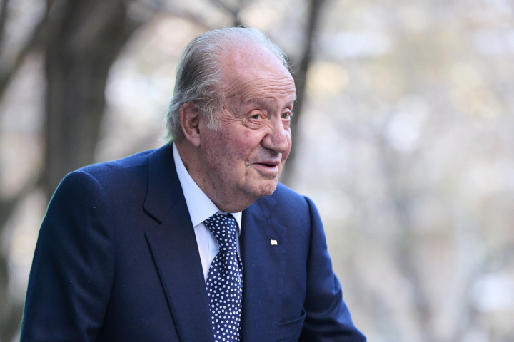 El rey Juan Carlos en la celebración del 60 cumpleaños de la infanta Elena en diciembre de 2023
