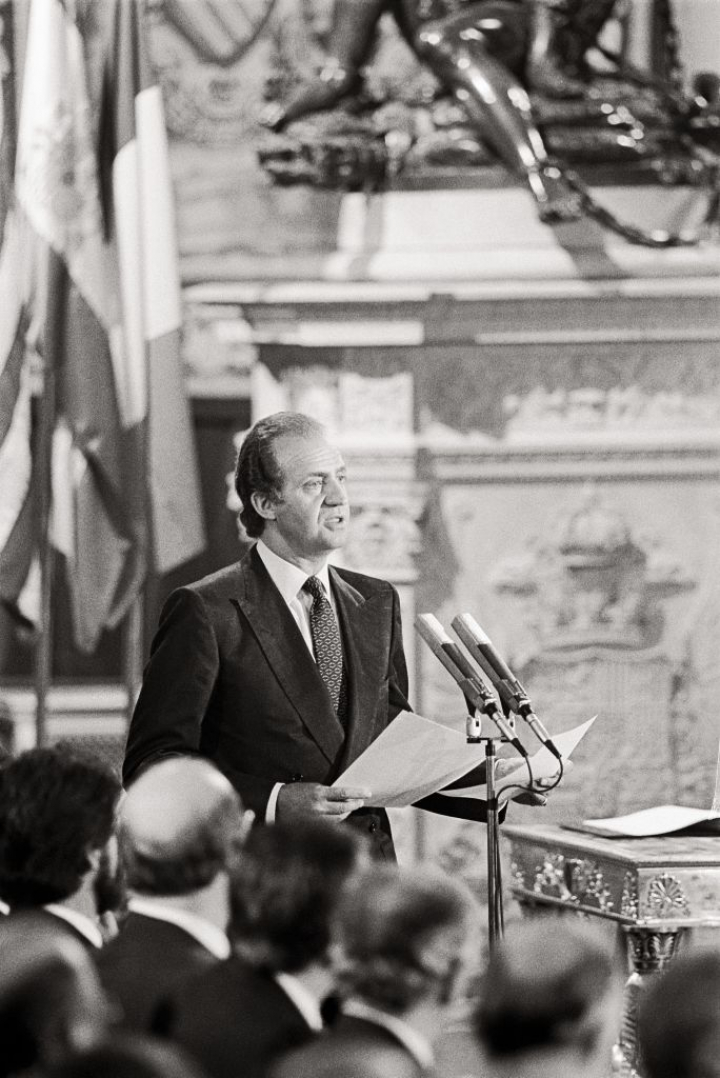 Juan Carlos I, durante su discurso de adhesión de España a la CEE, el 1 de enero de 1985, en Lisboa.