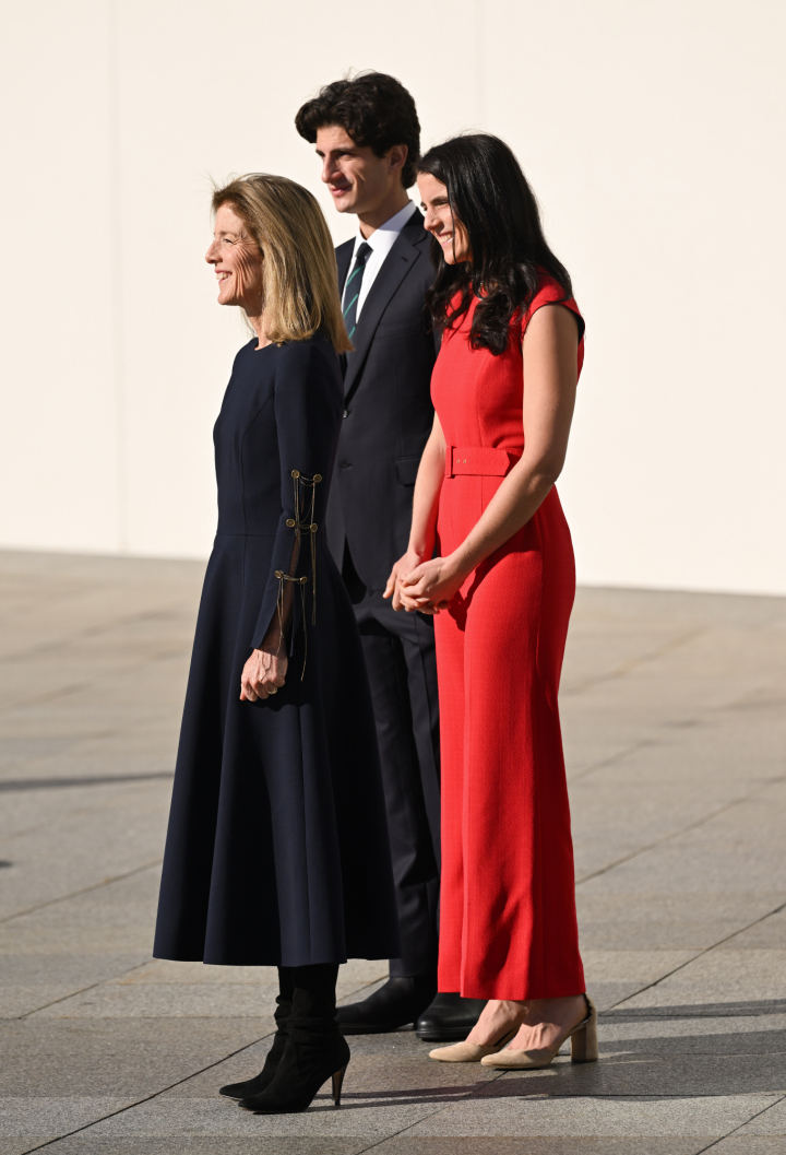 Caroline Kennedy y sus hijos Jack y Tatiana Schlossberg