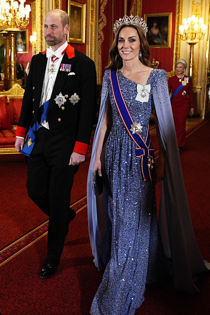 Los príncipes de Gales en la cena de gala con el presidente y la primera dama de Alemania.