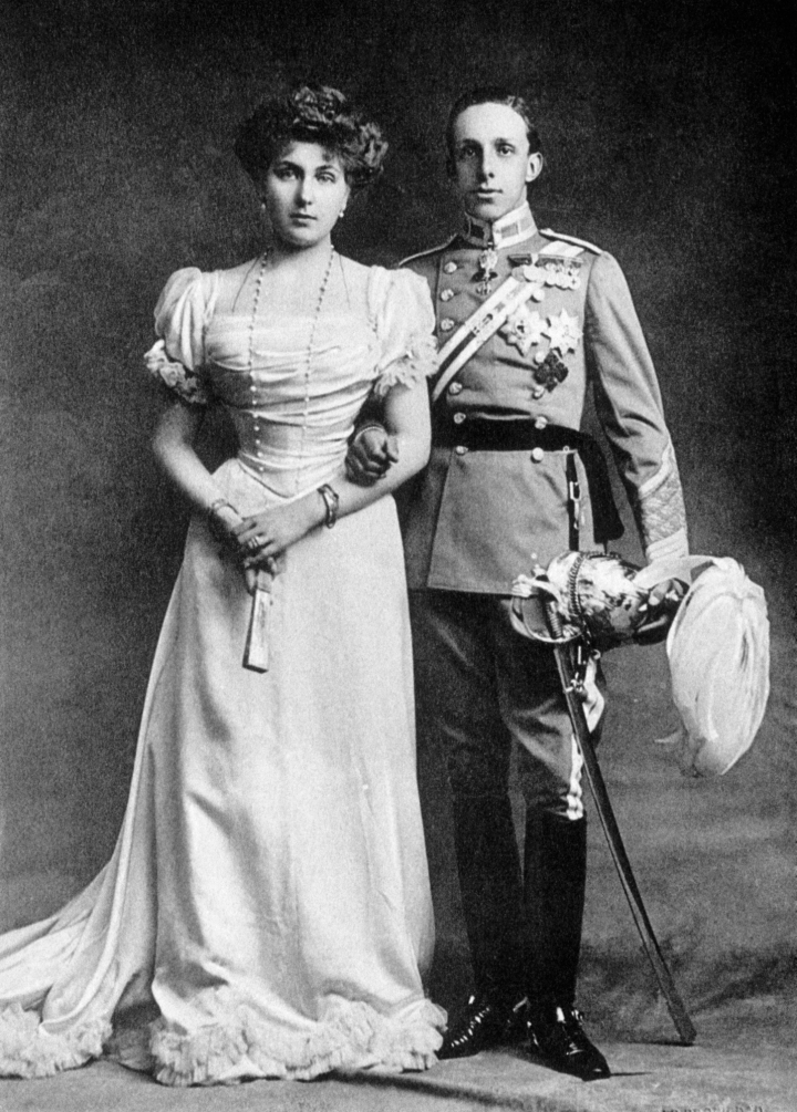 Retrato de los reyes Alfonso XIII y Victoria Eugenia en su juventud