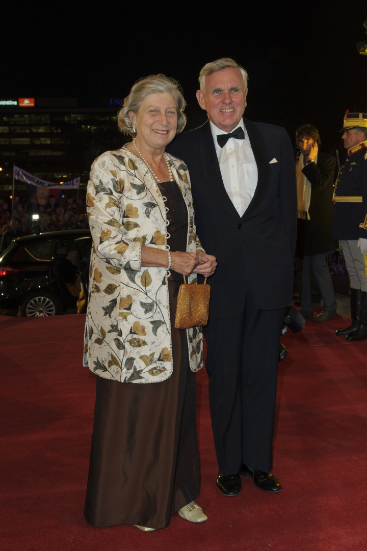 Tatiana Radziwill y Jean Henri Fruchaud en el 90 cumpleaños de Miguel de Rumanía en Bucarest en 2011