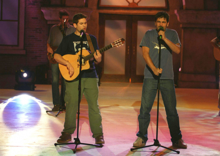 Los hermanos Muñoz, en un programa de Televisión Española en 2002