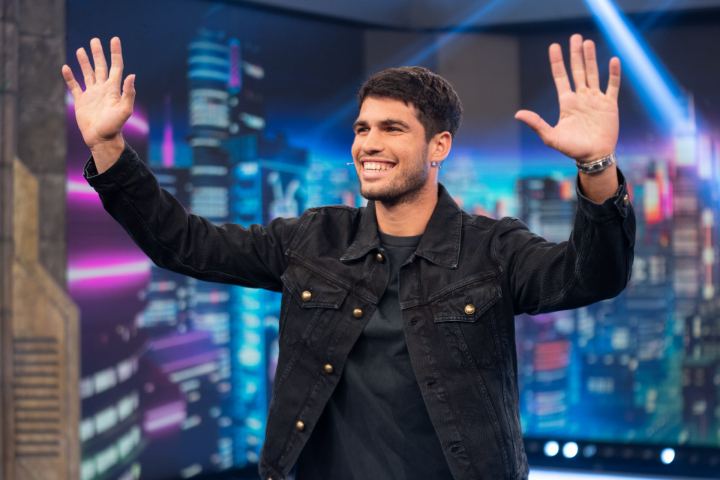 alt="alt="El tenista acudió en 2025 al programa de Pablo Motos con una cazadora vaquera""