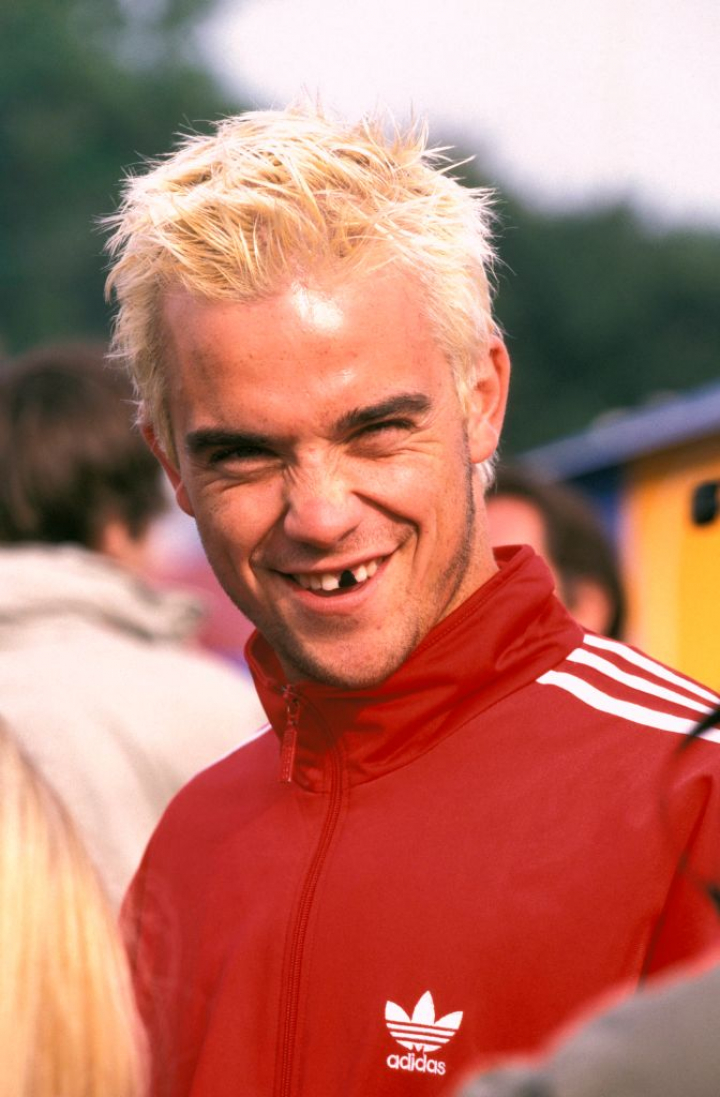 Robbie Williams en el Glastonbury 1995.