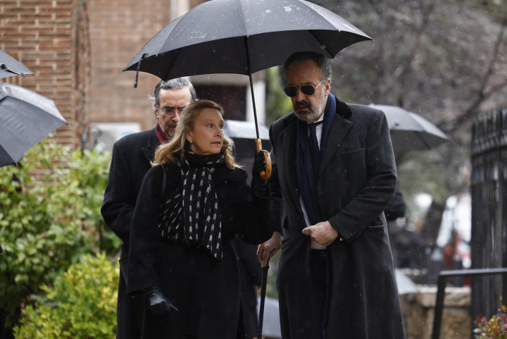 MADRID, 17/01/2026.- Jaime de Marichalar a su llegada a la catedral ortodoxa griega de San Andrés y San Demetrio de Madrid donde este sábado se celebrará un responso en memoria de la princesa Irene de Grecia, fallecida el jueves en Madrid a los 83 años.. EFE/ Daniel Gonzalez