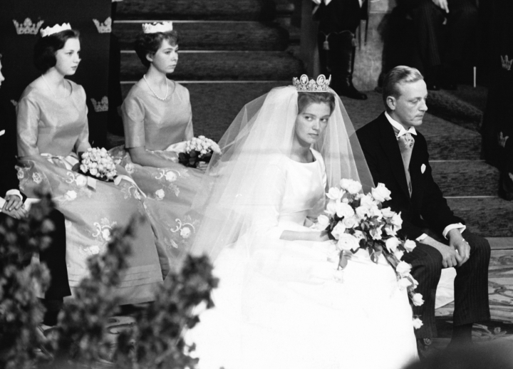 Birgitta de Suecia y Johann de Hohenzollern en su boda el 30 de julio de 1961 en Sigmaringen, Alemania
