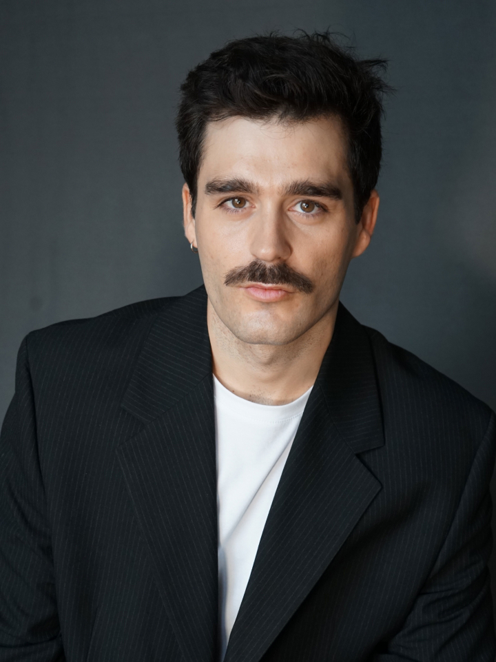 Carlos de Burgos es actor y creador de contenido en redes sociales