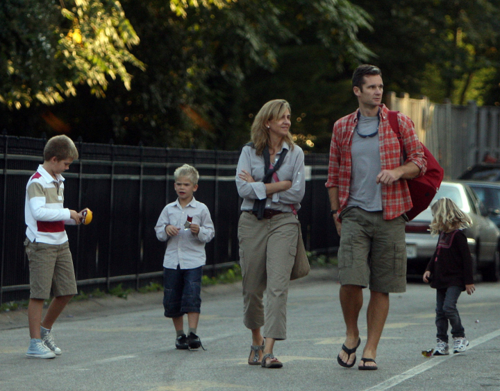 La infanta Cristina e Iñaki Urdangarin con sus hijos en Washington en 2009