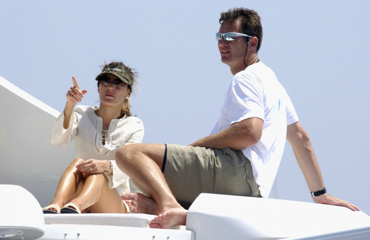 La reina Letizia e Iñaki Urdangarin a bordo de la lancha Somni siguiendo las regatas de Mallorca en el verano de 2004