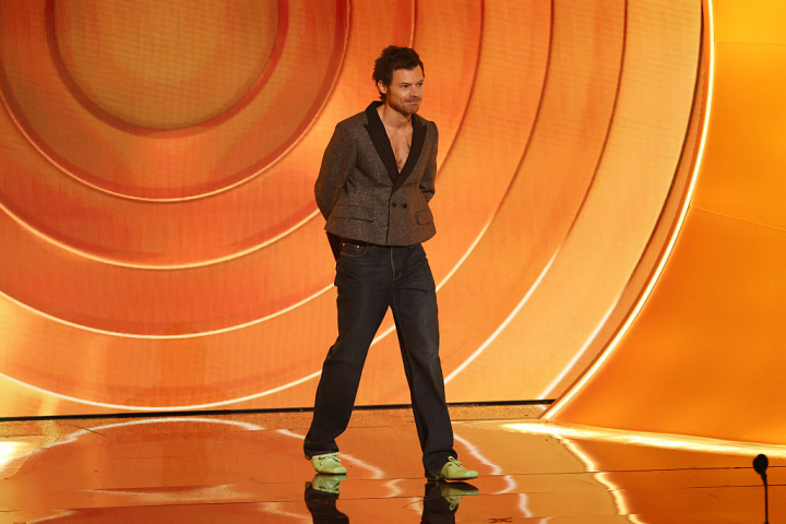 alt="alt="Harry Styles""