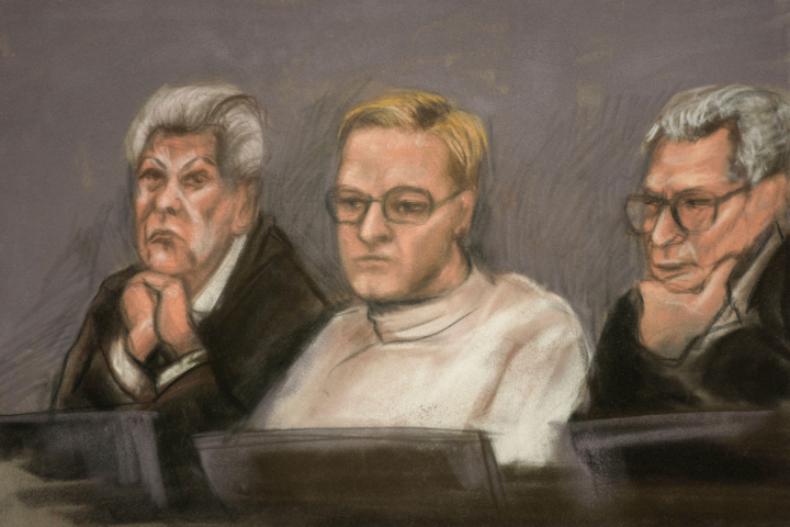 Boceto de Marius Borg Høiby y sus abogados en el juicio contra él por 38 delitos
