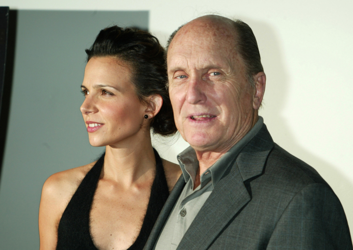 Robert Duvall y su cuarta esposa, Luciana Pedraza, en el estreno de 'Assassination Tango' en 2003