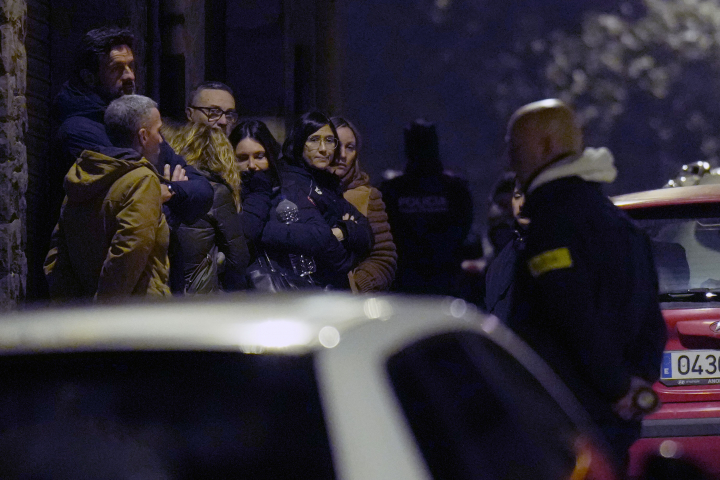 La consellera de Interior, Núria Parlon, se ha desplazado al lugar en el que cinco personas han muerto y otras cuatro han resultado heridas en Manlleu (Barcelona).