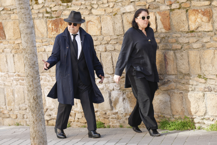 Antonio Resines y Ana Pérez-Lorente en el homenaje a Irene de Grecia en el 40 aniversario de su muerte