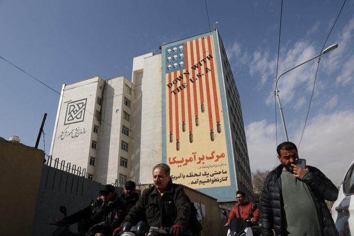 alt="alt="Una calle de Teherán""