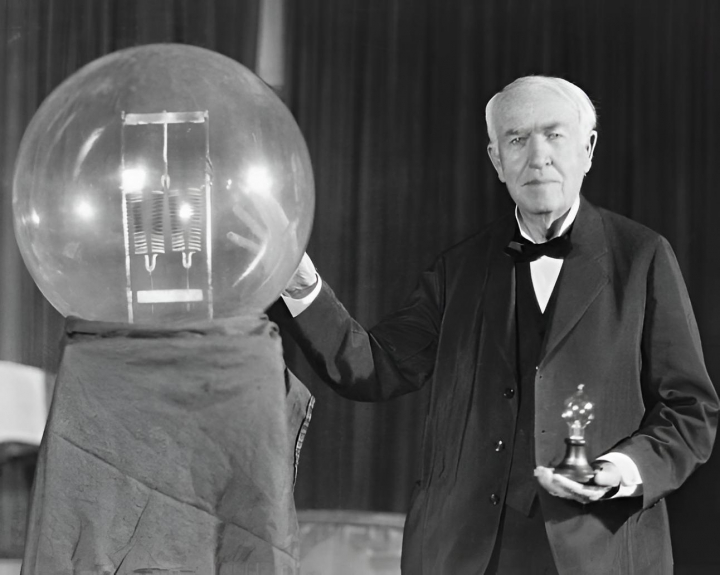 alt="alt="Thomas Edison, el inventor de la bombilla""
