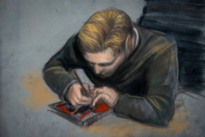 Caricatura de Marius Borg Høiby dibujando durante el juicio contra él

Marius Borg Hoiby (29) is charged with a total of 38 incidents, including four rapes in bed, assault, violence, threats, damage, storage and delivery of marijuana, violation of a restraining order and violation of the Road Traffic Act. He partially pleads guilty to the charges against one of the victims, the "Frogner woman", and the charge of threats. He also pleads guilty to violations of the Road Traffic Act, the restraining order and the drug charge. He denies the rest of the charges. Ther