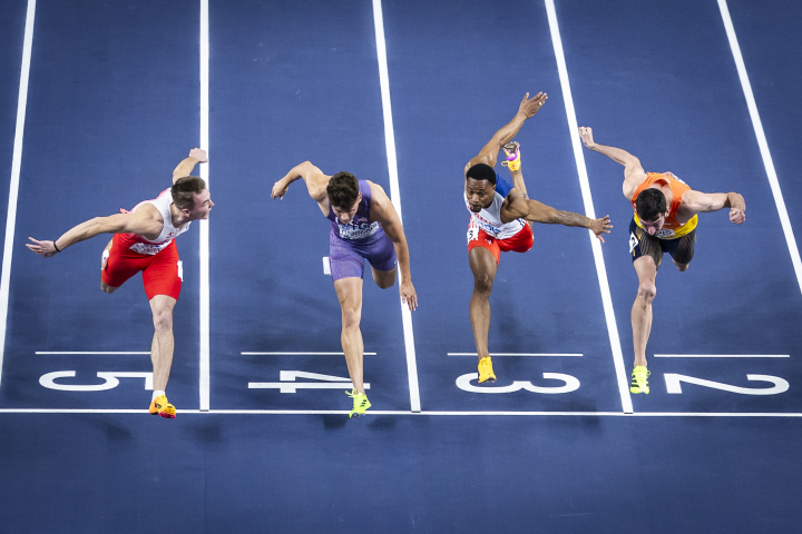 La igualadísima llegada del 60 vallas, con Quique Llopis logrando la plata
