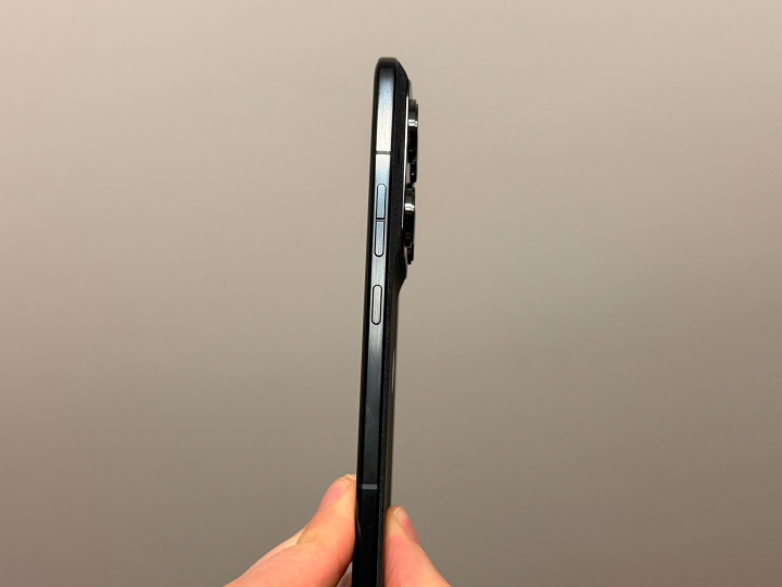 El Motorola Signature, con un diseño ultrafino.