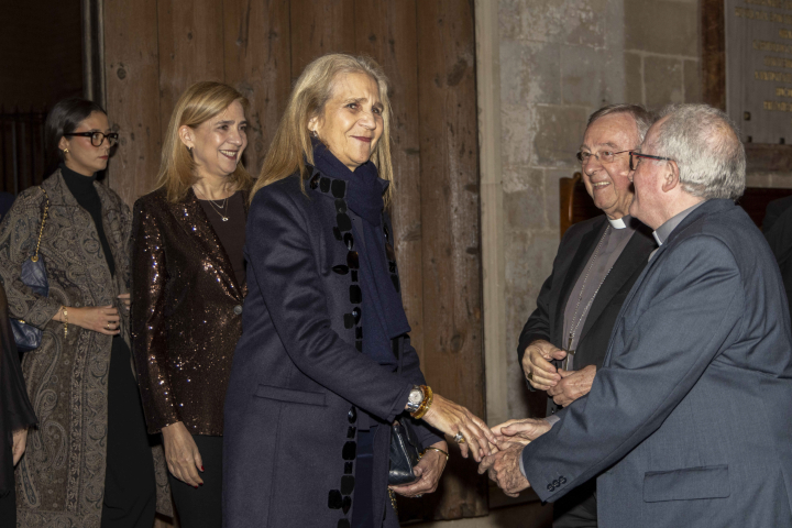 Victoria Federica, la infanta Cristina y la infanta Elena en el concierto benéfico de Pascua de Proyecto Hombre Baleares 2026