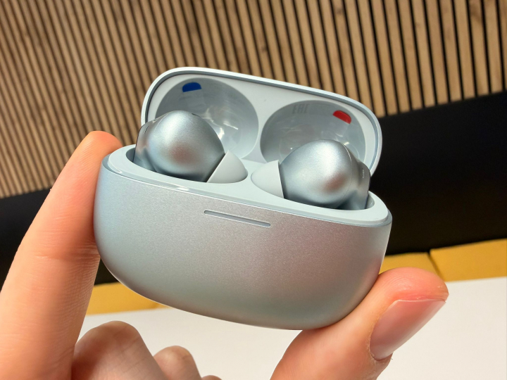 Los nuevos Xiaomi Redmi Buds 8 Pro.