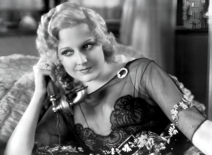 alt="alt="La actriz Thelma Todd en una escena de la película "El halcón maltés".""