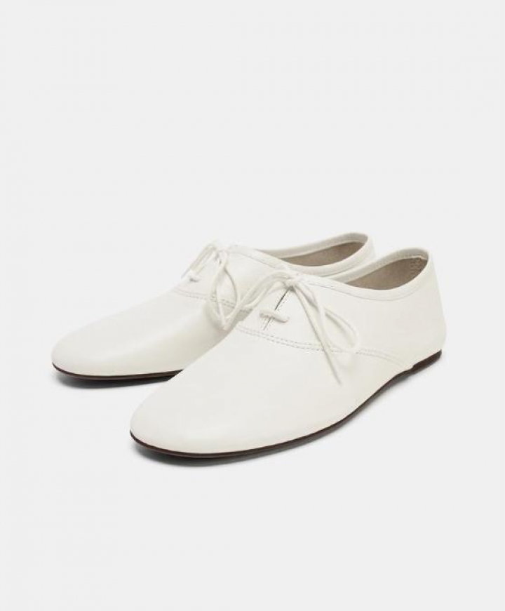 Zapatos estilo derby de Zara