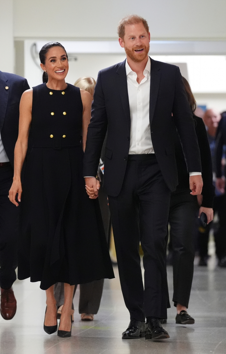 El príncipe Harry y Meghan Markle, cogidos de la mano en el Royal Children's Hospital de Melbourne