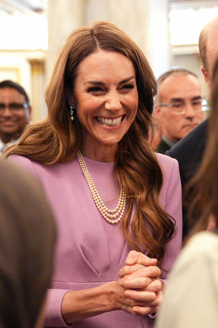 Kate Middleton, este martes con el collar y los pendientes de perlas