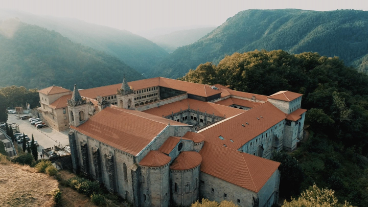 El Parador de Santo Estevo, un monasterio milenario en plena Ribeira Sacra.