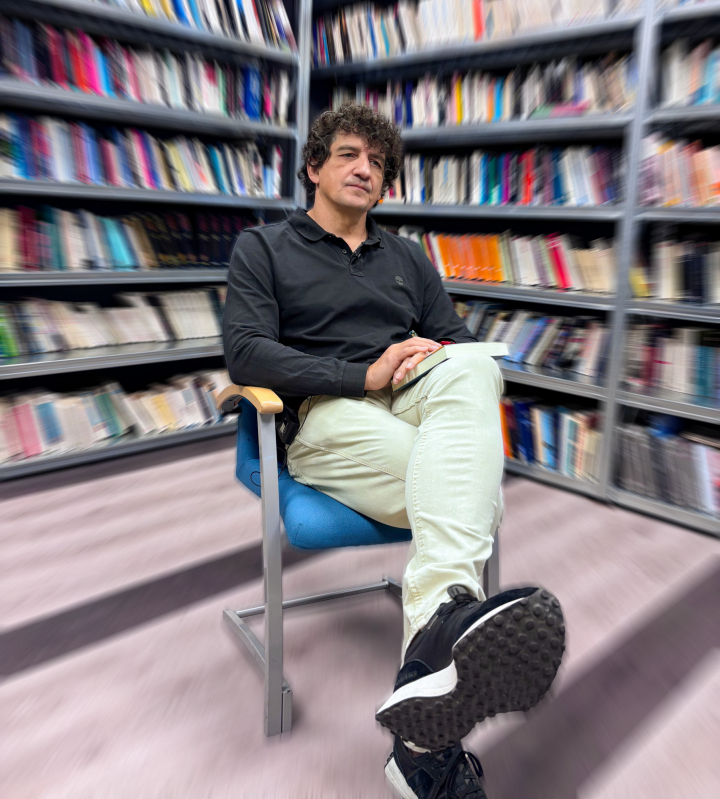 Momento de la entrevista con Jero García