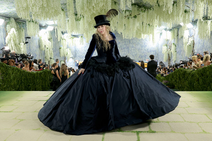 Stevie Nicks, en la alfombra de la Gala Met