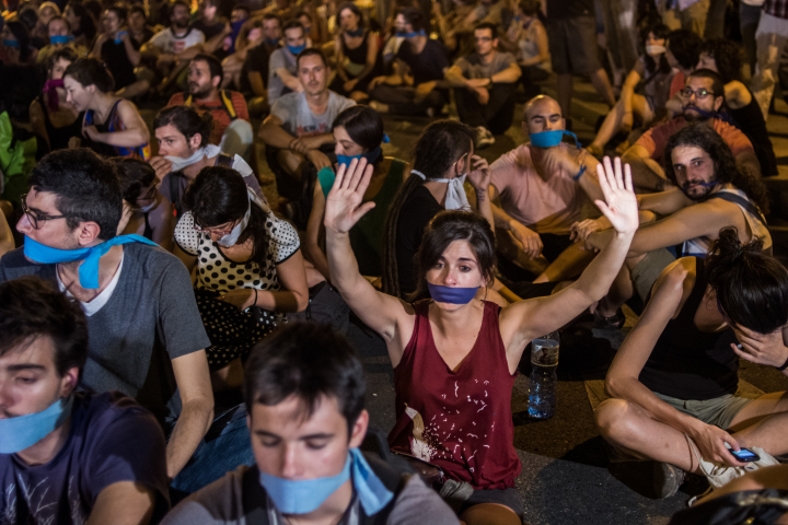 Protestas contra la ley Mordaza a las puertas del Congreso en 2015.