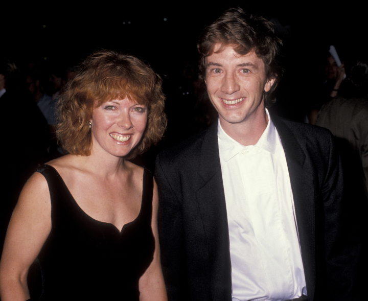 Martin Short y su mujer, Nancy Dolman, fallecida en 2010, en el estreno de 'Regreso al Futuro 2' en 1989