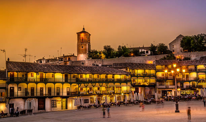 alt="alt="Chinchon,  Town Square""