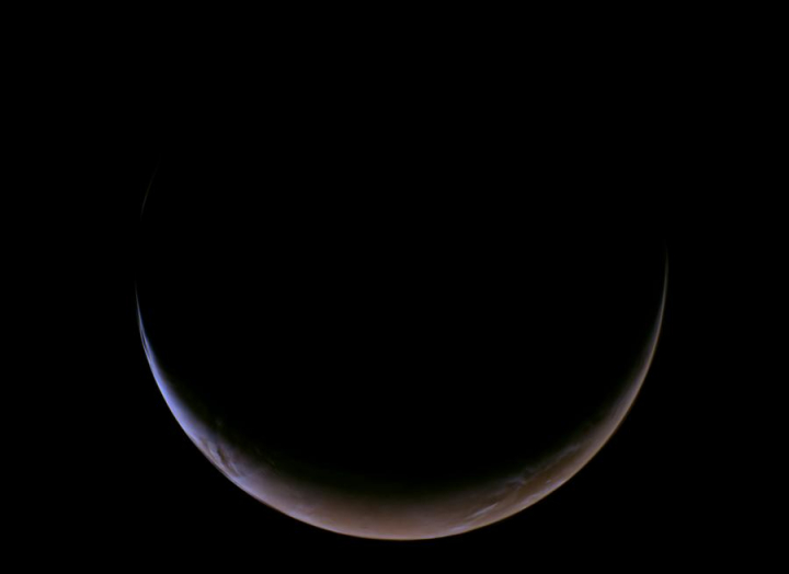 Esta vista de un Marte en fase creciente fue capturada el 15 de mayo de 2026, aproximadamente a las 5:03 a.m. PDT (hora del Pacífico) por la misión Psyche de la NASA
