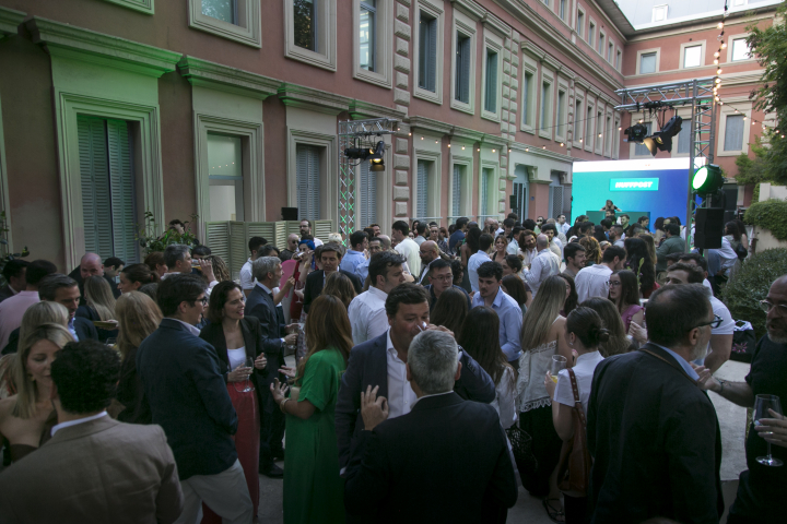alt="alt="Fiesta 14º aniversario de 'El HuffPost'""
