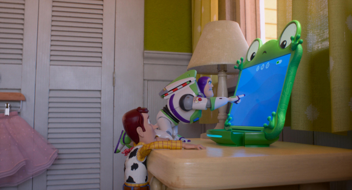 Woody y Buzz Lightyear con Lilypad