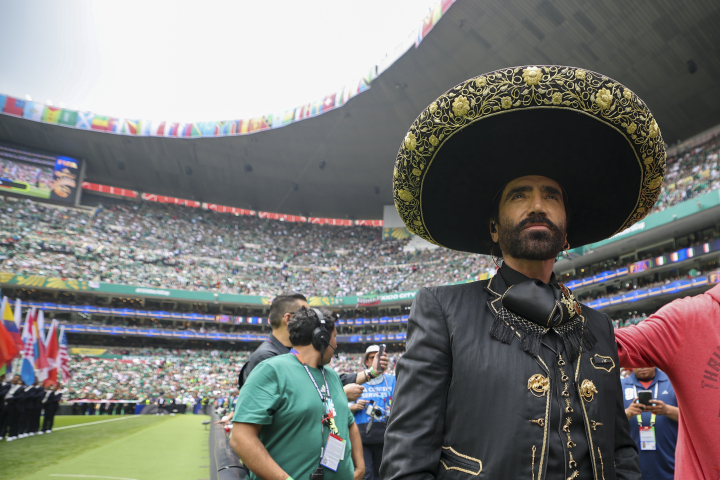 alt="alt="Alejandro Fernández, cantante mexicano.""