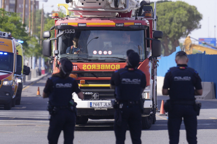 alt="alt="bomberos-incendio-torre-moeve-2""