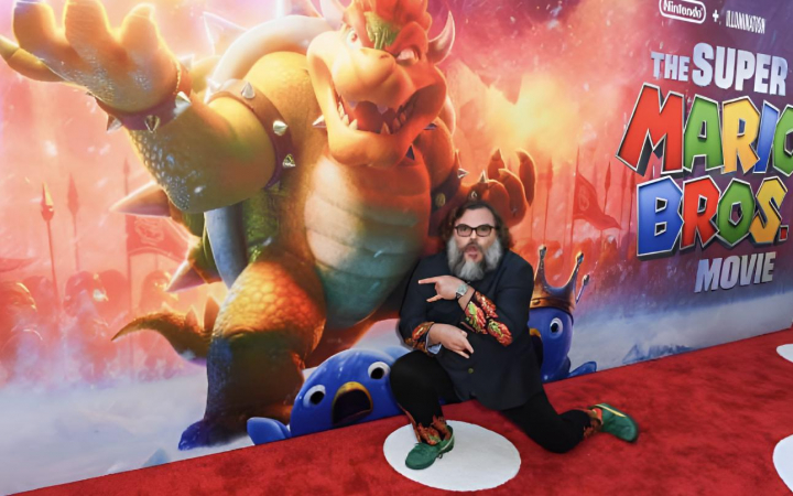 alt="alt="Jack Black posando en la premiere de 'Super Mario Bros.: La película'""