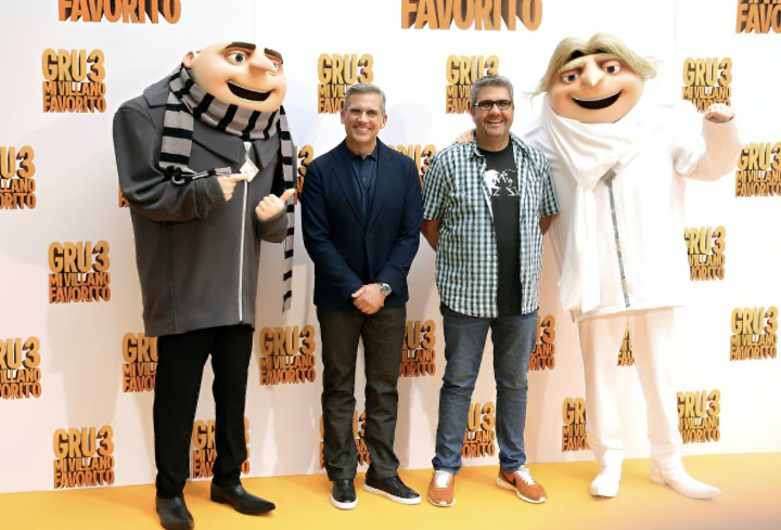alt="alt="Steve Carrell y Florentino Fernández en la premiere de 'Gru 3: mi villano favorito'""