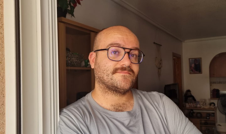 Alejandro, profesor interino en la EOI