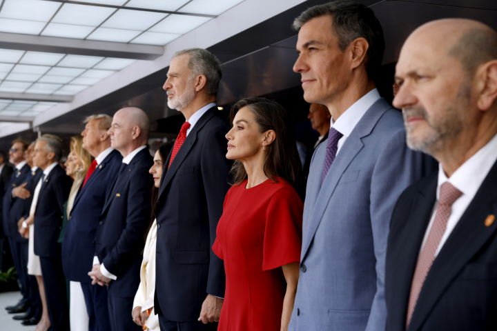 Los reyes, junto a Pedro Sánchez y Donald Trump