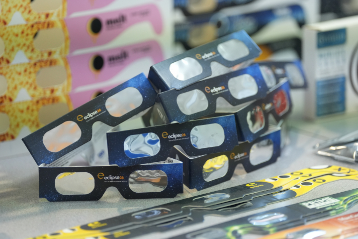 Gafas homologadas para ver el eclipse solar total del 12 de agosto de 2026 en España